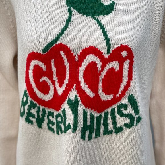 Gucci Wool Sweater with Cherry Intarsia in White NEW WITH TAGS - Picture 3 of 8